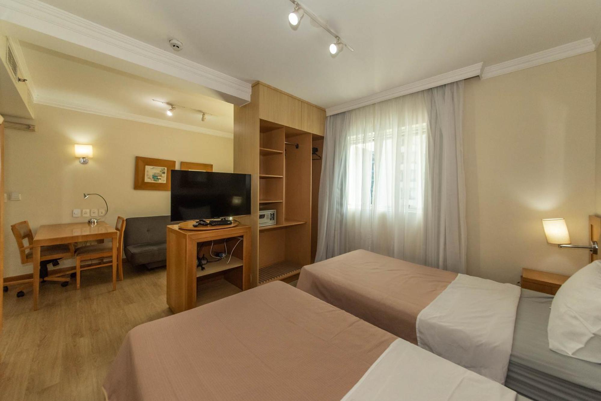 Charmoso Flat Na Oscar Freire